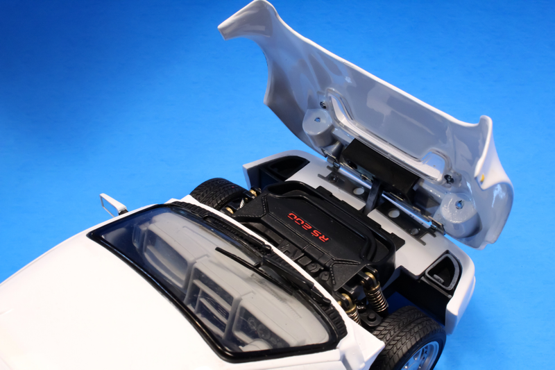 Illustration for article titled Ricko 1:18 scale Ford RS200